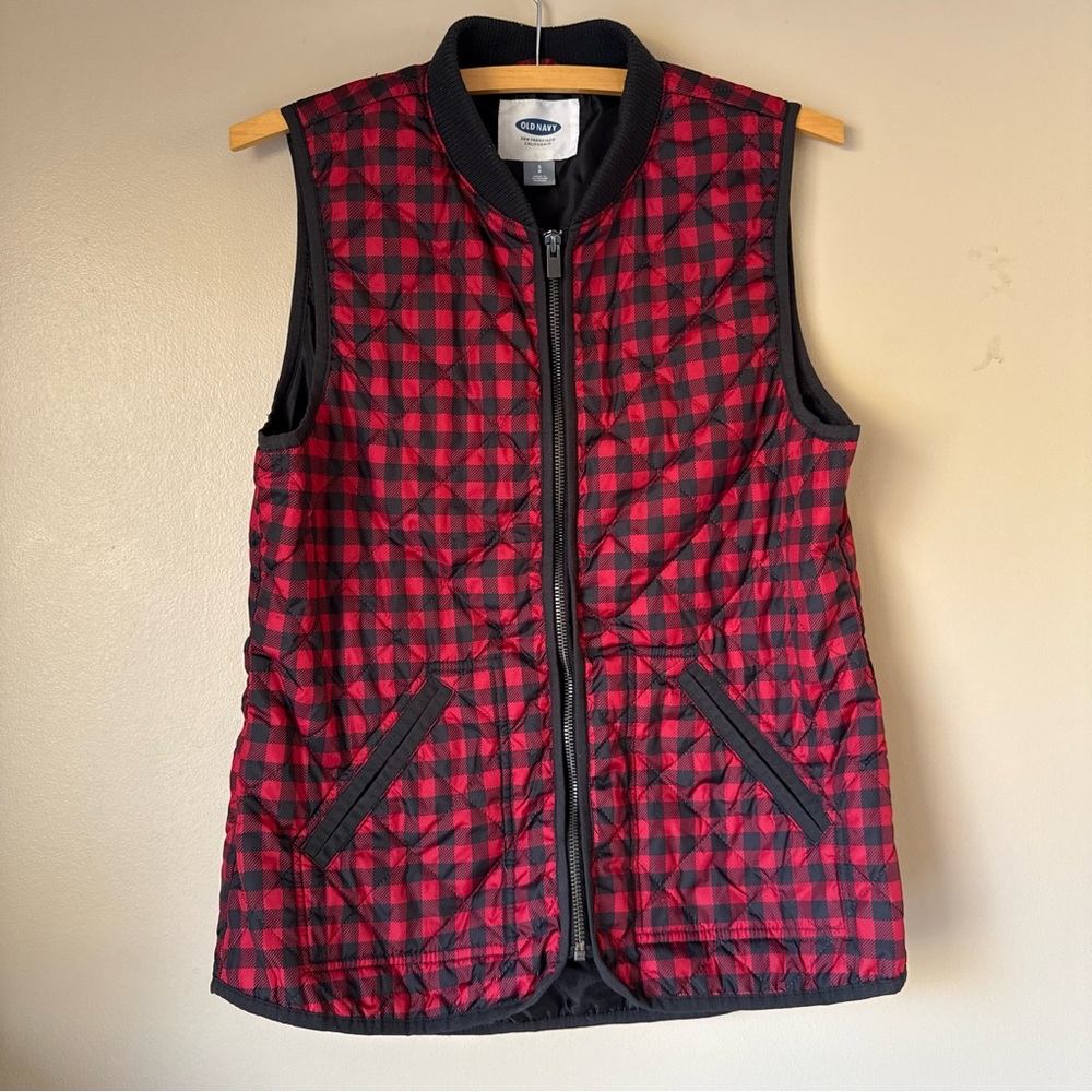 Old Navy Women’s Red & Black Plaid Vest